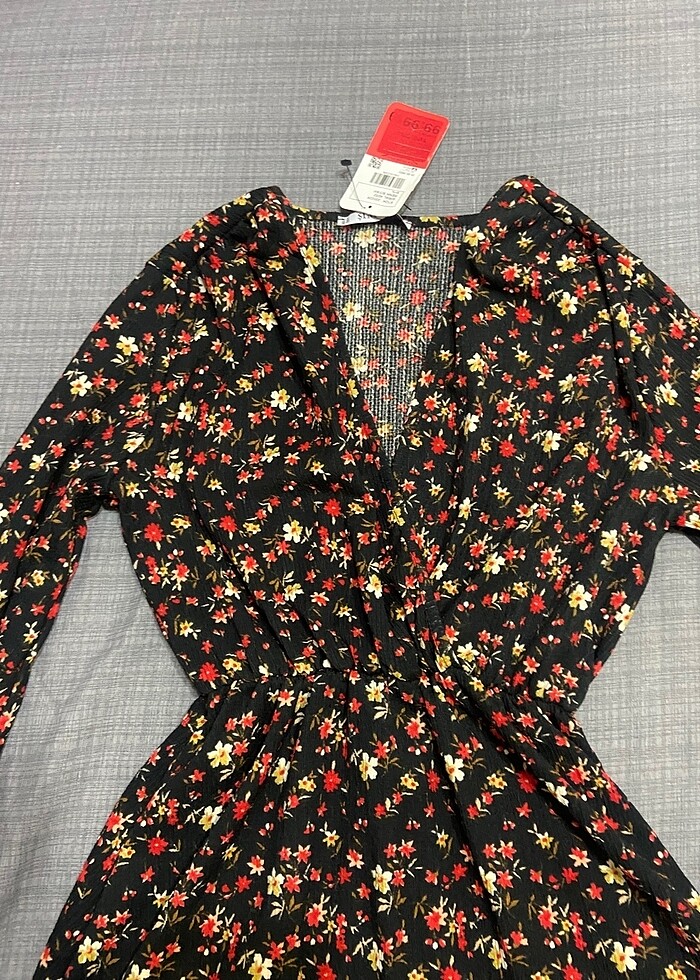 Çiçekli baharlık elbise - Görsel 3