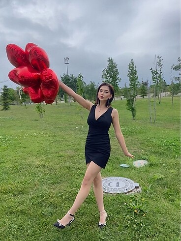 Siyah Elbise - Görsel 2