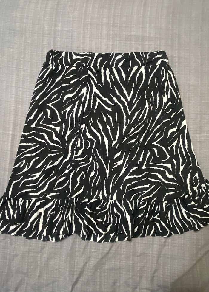 Desenli Etek - Görsel 2