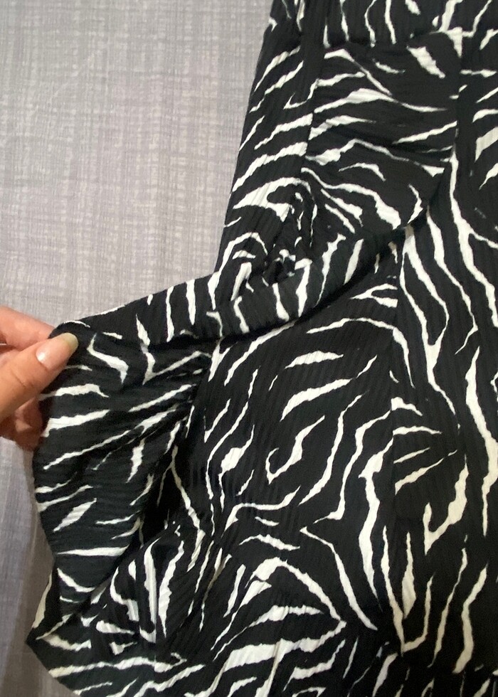 Desenli Etek - Görsel 3