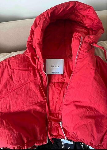 Bershka Mont üst