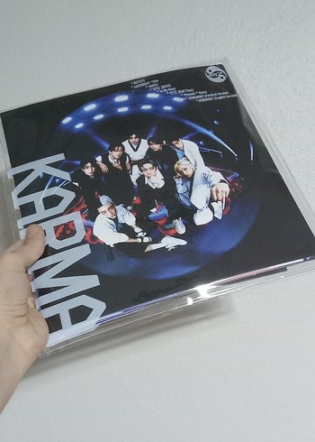 Stray Kids - Karma Albüm