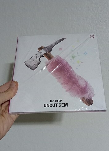 KiiiKiii ? The 1st EP [UNCUT GEM] (DIGGING ver.) Album