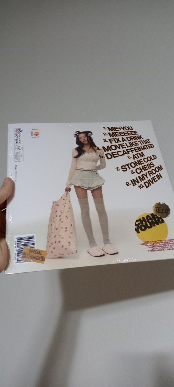 Twice - The Story Goes On Albüm - Görsel 2