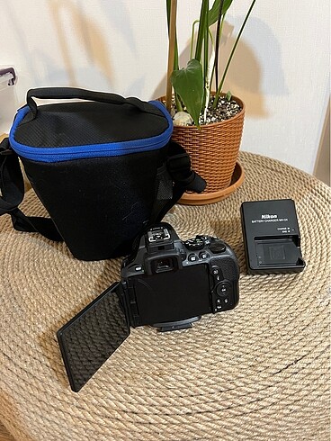 Nikon D5600