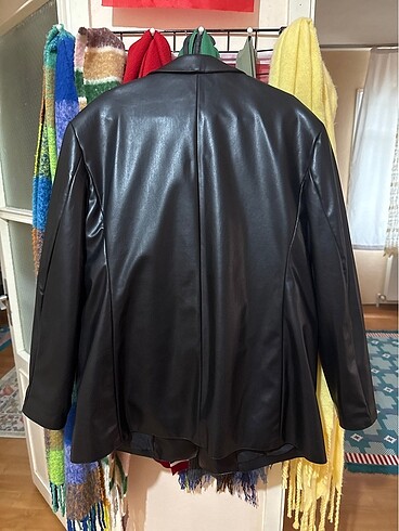m Beden siyah Renk H&M deri blazer ceket