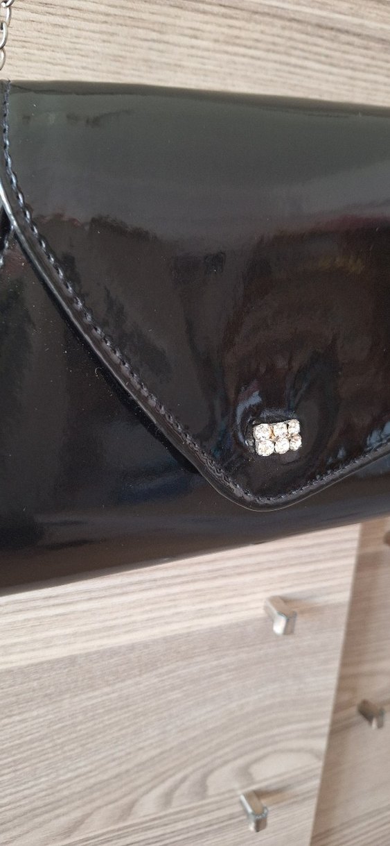 Siyah Parlak Deri Kadın Portföy Çanta - Görsel 4