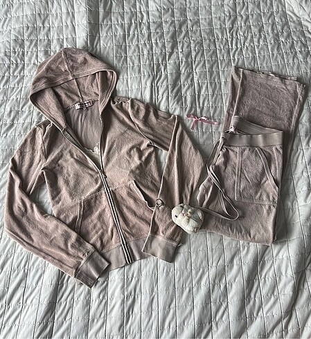 Juicy Couture takım