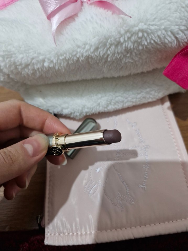 KIKO gri ruj ve kutusu - Görsel 3