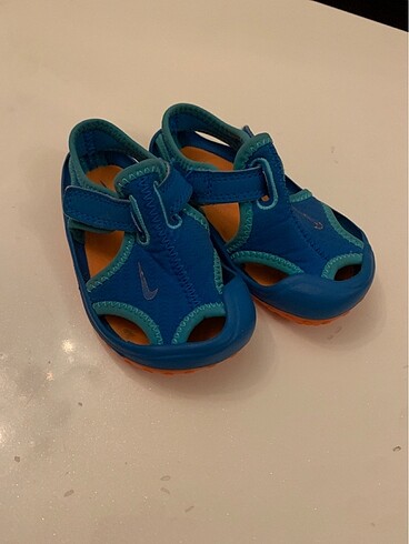 Nike ilk adım sandalet