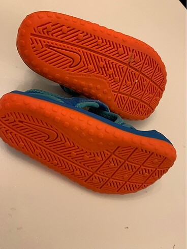 21 Beden Nike ilk adım sandalet