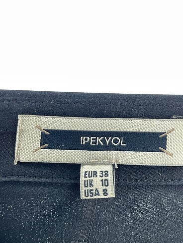 38 Beden siyah Renk ipekyol Gömlek %70 İndirimli.