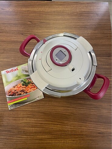 Beden Düdüklü Tencere Tefal Clipso + Precision
