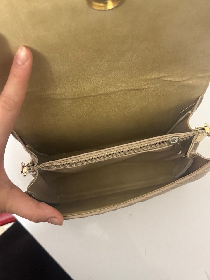 Bej Zincir Detaylı Kadın Deri Omuz Çantası - Görsel 2