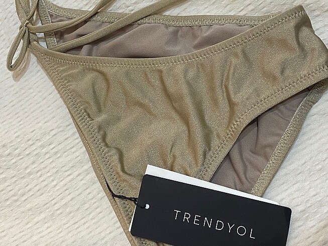 Trendyol & Milla Simli Bikini Altı Trendyol