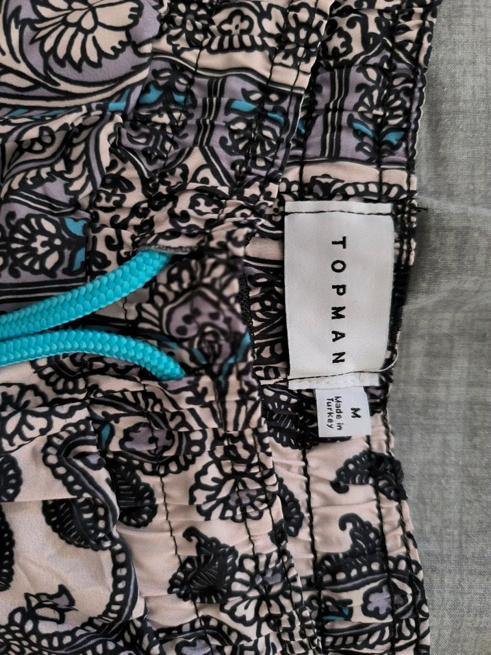 Desenli Mini Deniz Şortu - Görsel 2