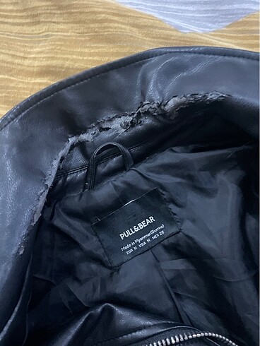 m Beden pull bear deri ceket