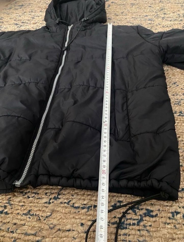 Siyah Kapüşonlu Kadın Günlük Mont - Görsel 3