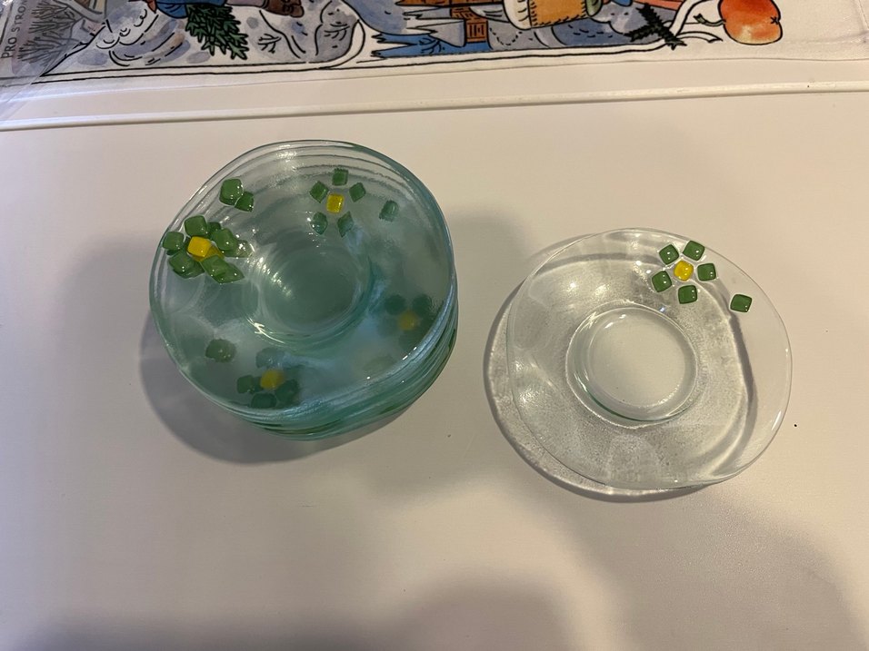 Küçük boy bardaklara göre çay tabağı - Görsel 3