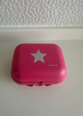 Pembe Yıldızlı Tupperware Saklama Kutusu