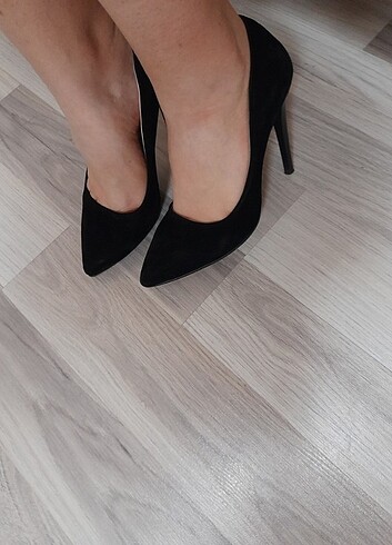 38 Beden Stiletto