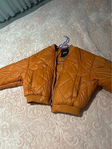 Pull and bear şişme mont