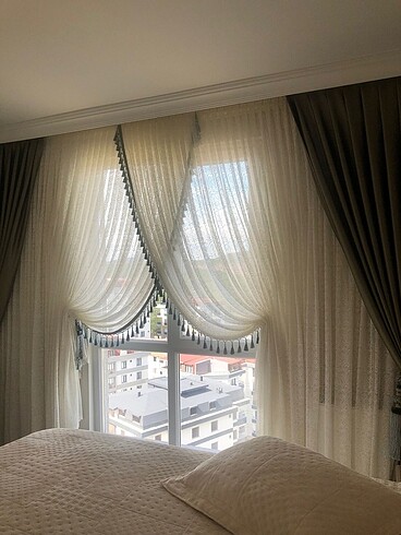 Beden Salon ve yatak odası kravuze tül yeni bir yıllık ev değiştirdiği