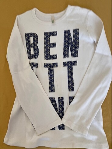 6 Yaş Beden Benetton kız çocuk tshirt