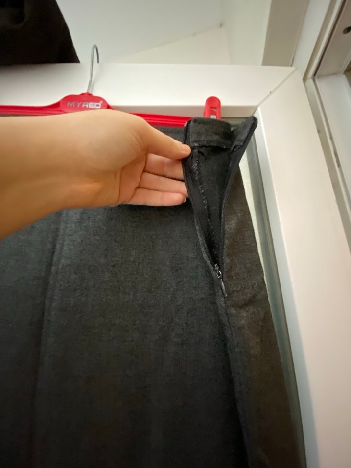 Drapeli Siyah Uzun Etek - Görsel 3