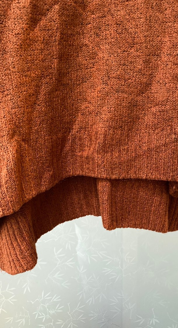 Kahverengi V Yaka Örgü Kadın Kazak - Görsel 4