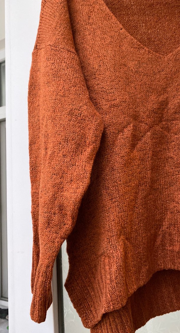 Kahverengi V Yaka Örgü Kadın Kazak - Görsel 2