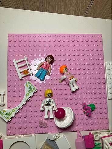 Diğer Lego bahçeli şato set