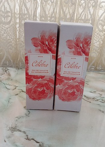 Avon Celebre Kadın Parfümü