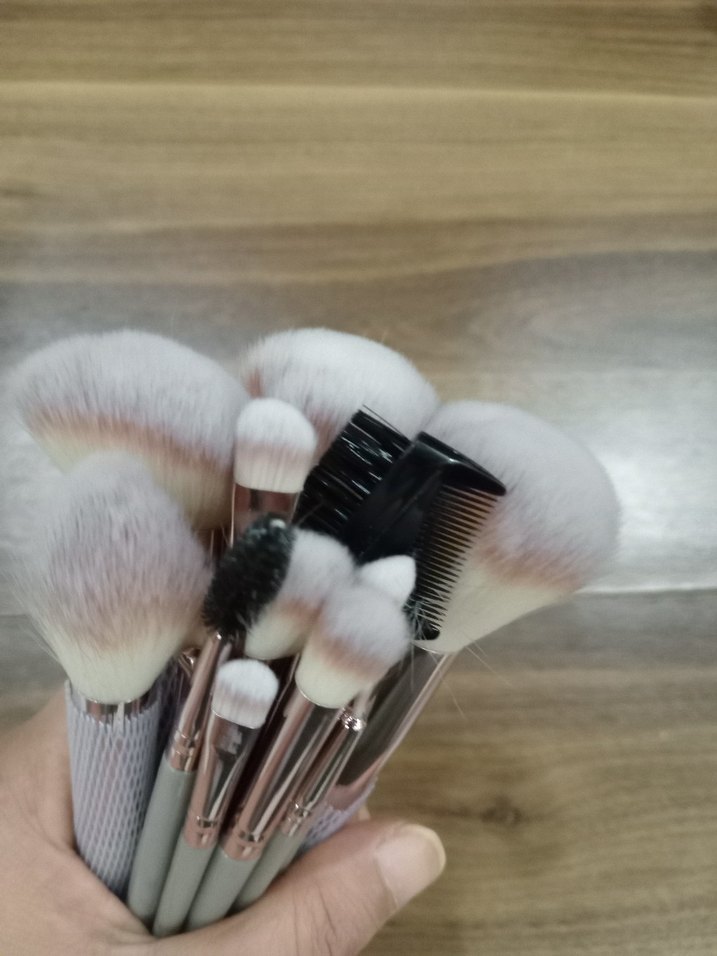 Gri Makyaj Fırça Seti - Görsel 3