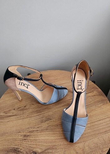 inci İnci stiletto ayakkabı