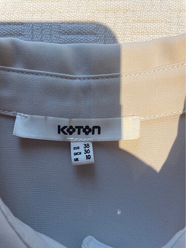 Koton Kolsuz yazlık açık bej rengi gömlek