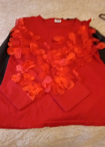 Kız Çocuk Kırmızı Uzun Kollu Fırfırlı Tişört - Görsel 3