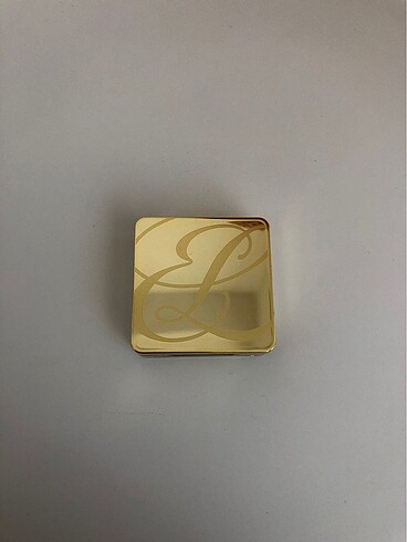  Beden Renk Estee Lauder Far 06