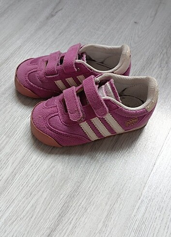 22 Beden Adidas