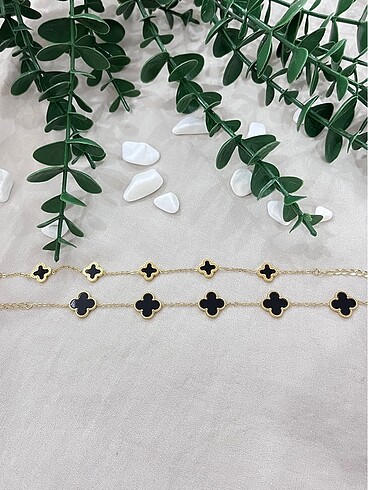 Beden Van cleef arpels siyah yonca bileklik