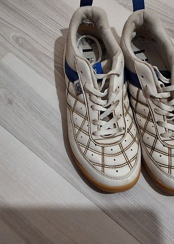 Beyaz Bağcıklı Futbol, Voleybol ,Hentbol ve Futsal Ayakkabısı - Görsel 3