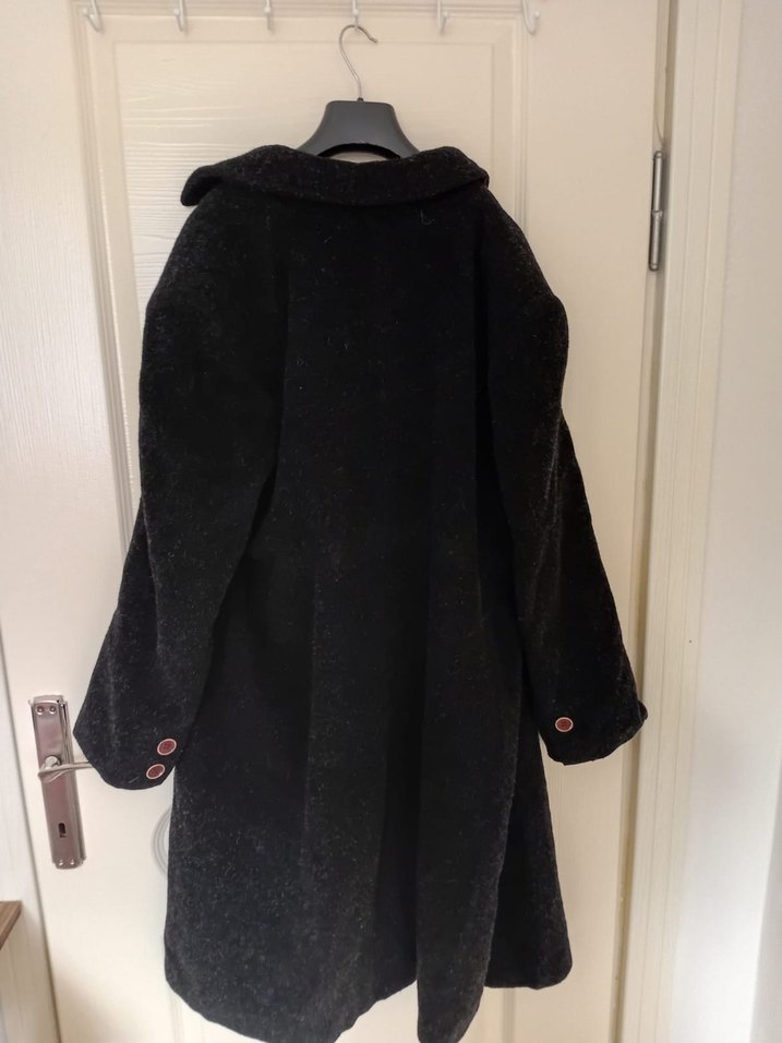 Düğmeli Siyah Uzun Kadın Yün Kaban - Görsel 3