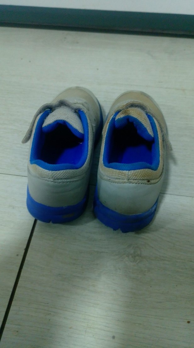 Gri Beyaz Erkek Çocuk Spor Ayakkabısı Velcro - Görsel 3