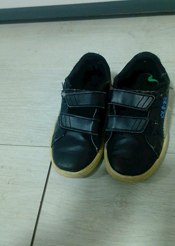 Erkek Çocuk Siyah Cırt Cırtlı Spor Ayakkabı - Görsel 2