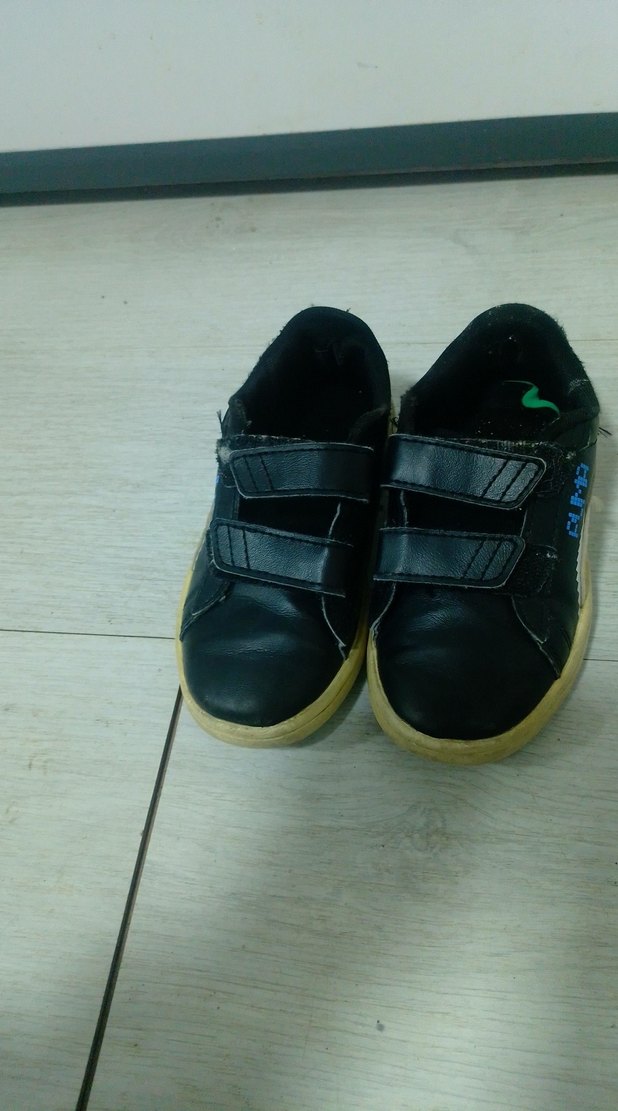 Erkek Çocuk Siyah Cırt Cırtlı Spor Ayakkabı - Görsel 2