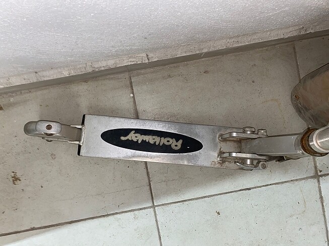  Beden Rollowar marka scooter