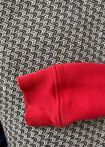 Kırmızı Kapüşonlu Kadın Fermuarlı Crop Hırka - Görsel 2