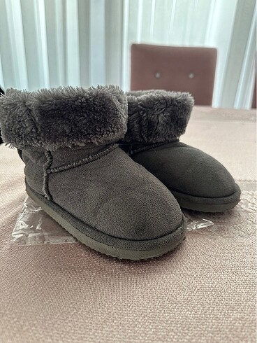 Ugg 24 numara