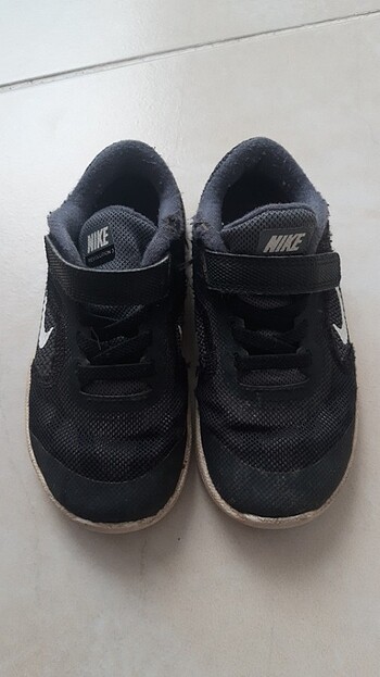 Nike 27 numara erkek çocuk ayakkabısı