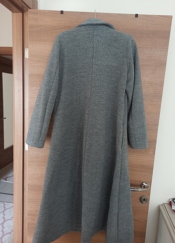 Kadın gri kaban